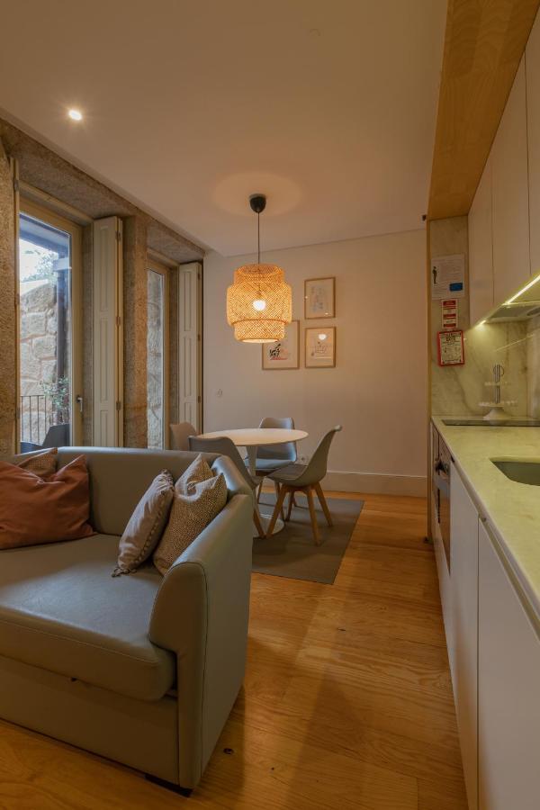 Orm - Almada Balcony Apartment Porto Luaran gambar